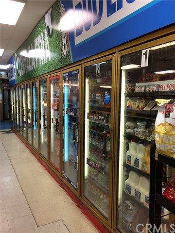 1220 W 9th St, Merced, CA 95341